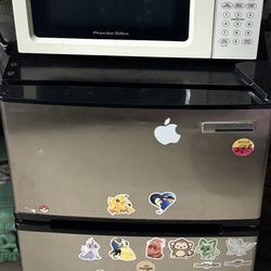 Mini fridge and microwave selling for 150$ all together or best offer