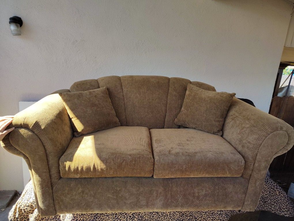 Sofa Bed and Love Seat/ Full Size