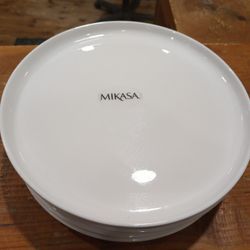 Mikasa 8 1/4 Salad Plates  6 Plates
