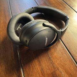 Bose Quiet Comfort 45 Wireless Headphones