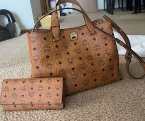 MCM Purse & Wallet