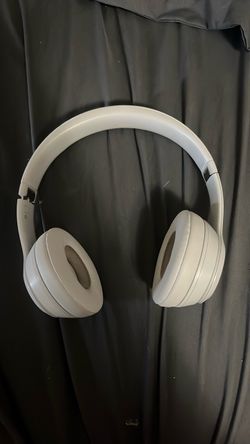Grey Beats Solo 4