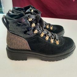 Michael Kors Size 7.5 Womens Black Boots