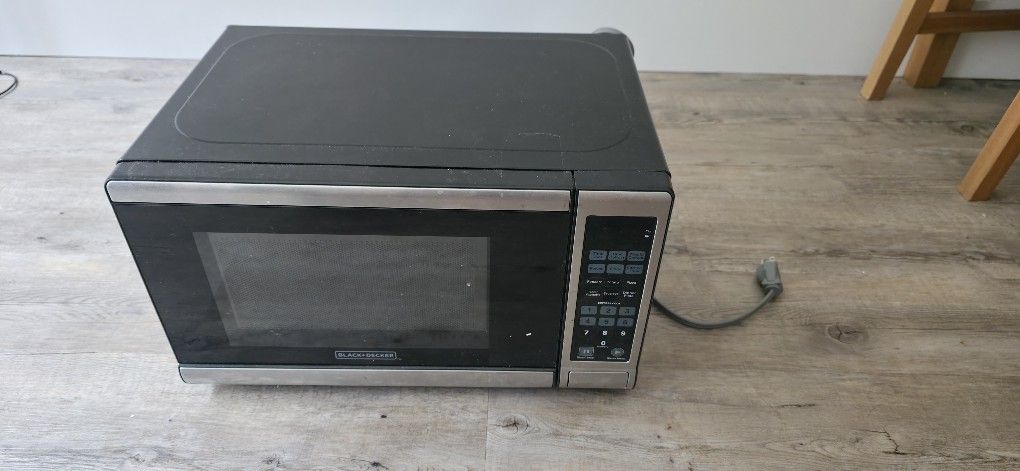 Black And Decker microwave For Sale