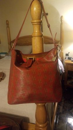 Red Dooney Bourke purse