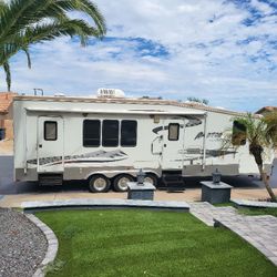 Rv Toy Hauler 