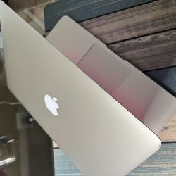 13” MacBook Air 
