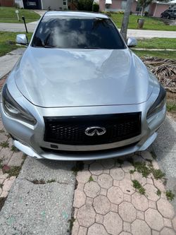 2015 Infiniti Q50