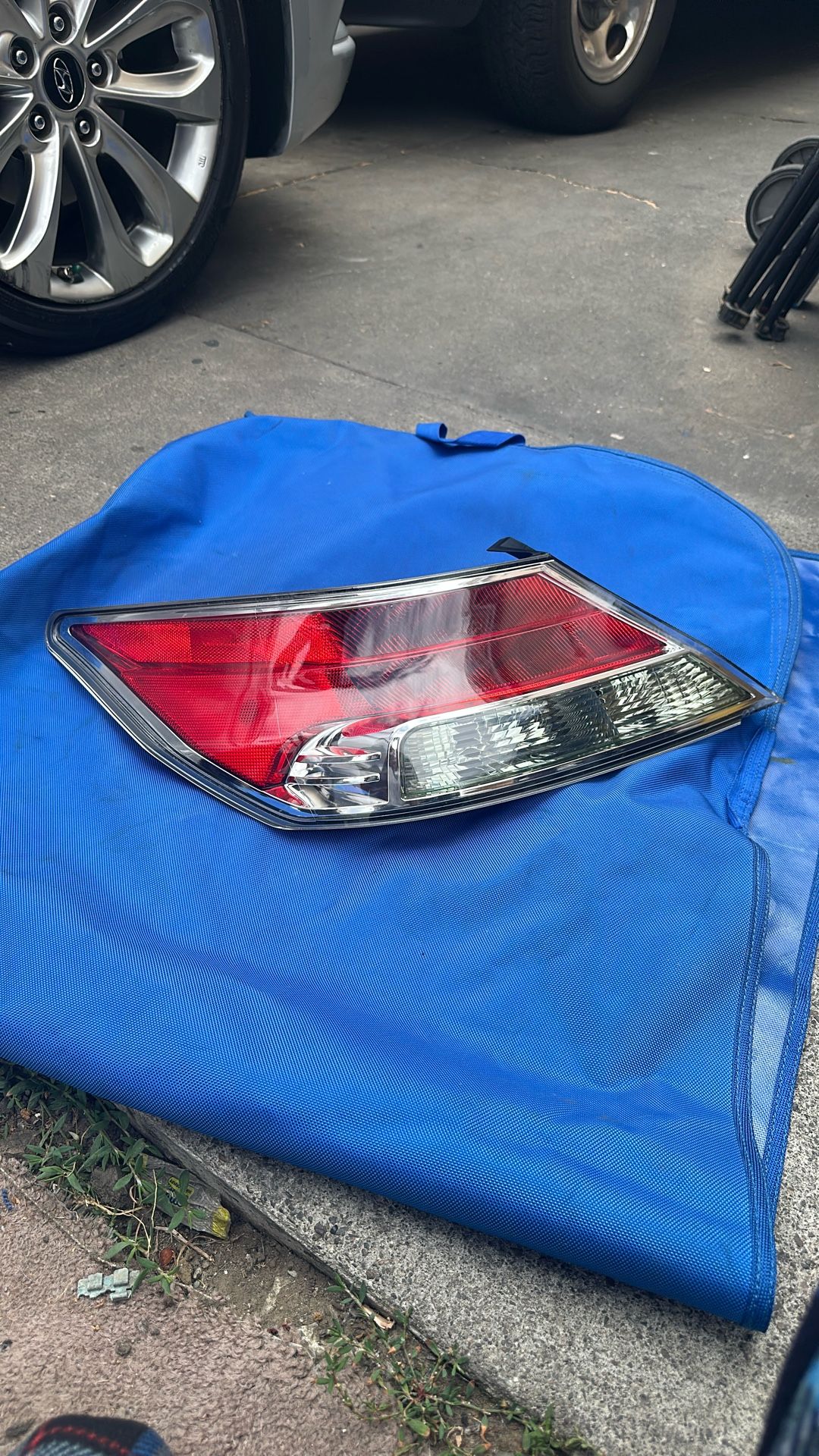 Back Head Light Acura TL 2010-2014 Drivers Side Back