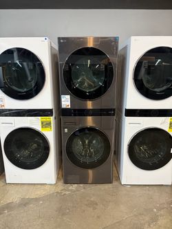 LG - 4.5 Cu Ft Smart HE Front Load Washer & 7.4 Cu Ft Smart 220 Volt Electric Dryer WashTower With Steam In Black Steel 🔌