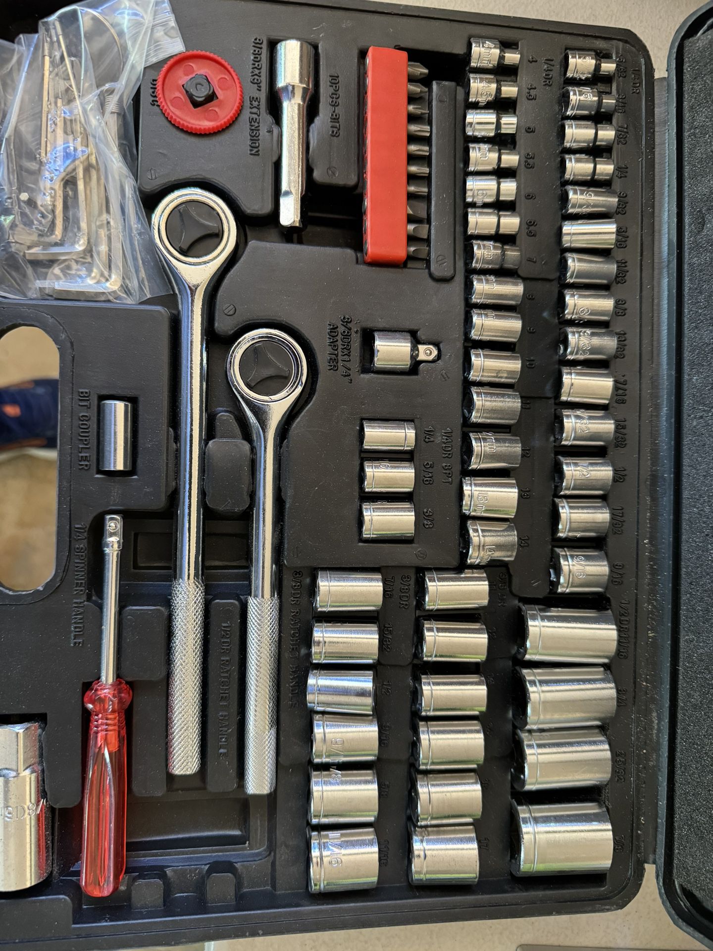 Socket Set With Case-has not been used