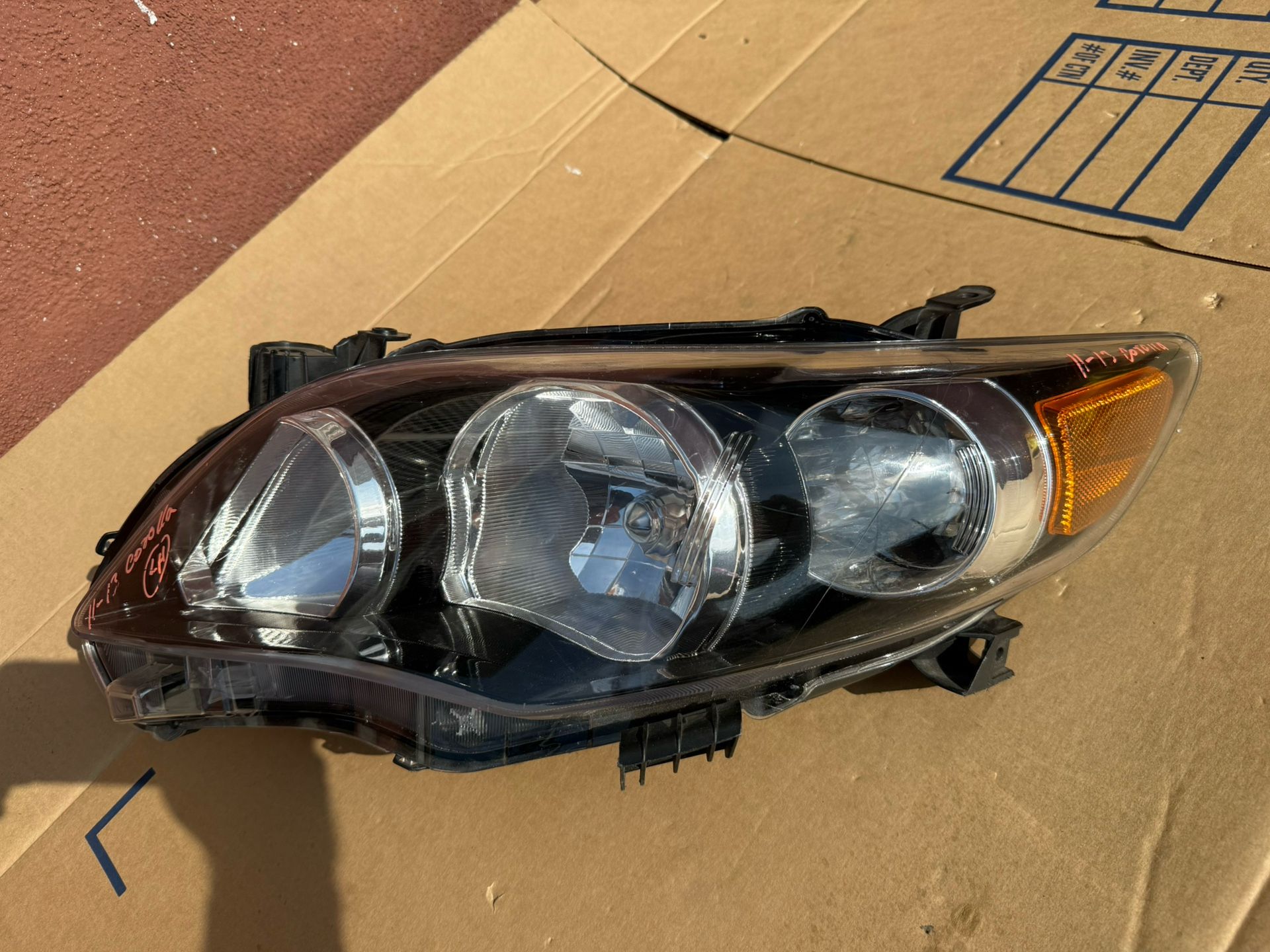 2011-2012-2013 Toyota Corolla Headlight LH