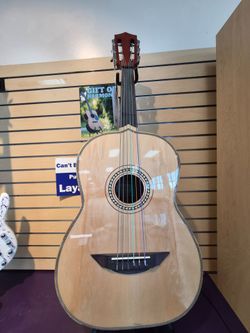 H. Jimenez LGTN2 Guitarron