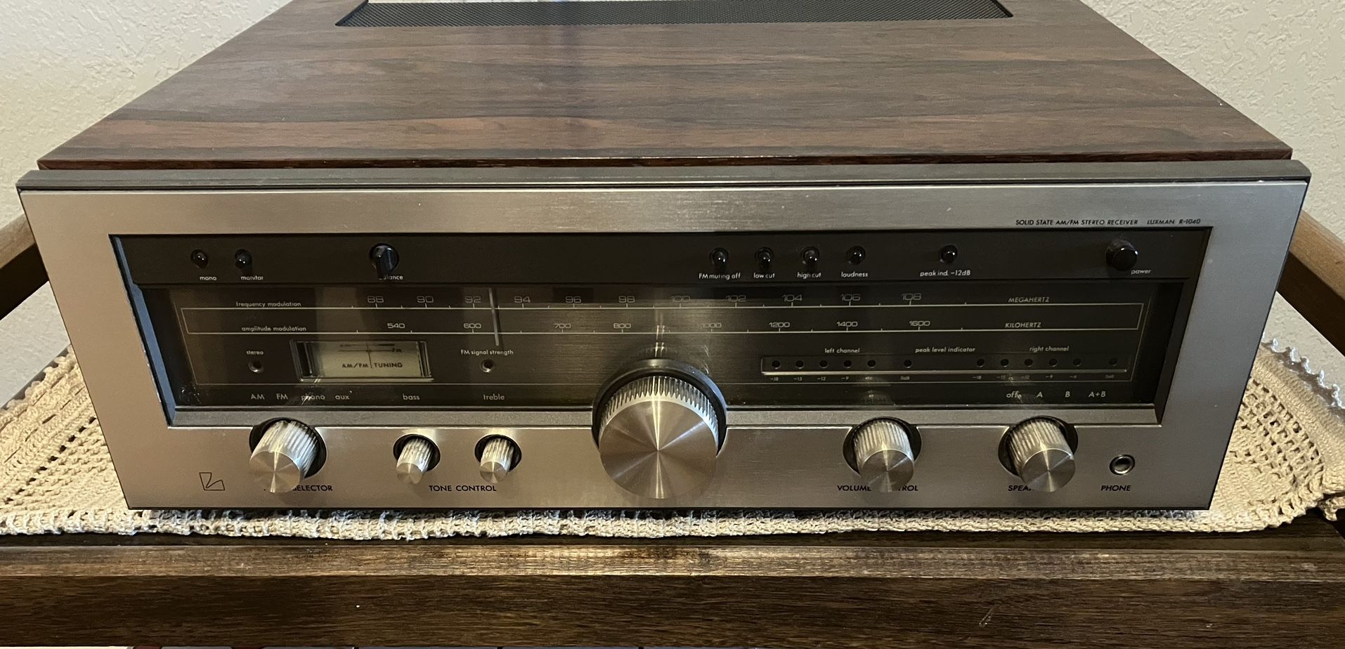 Luxman Stereo Receiver