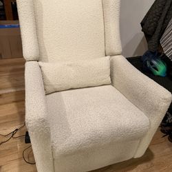 Recliner / Rocker