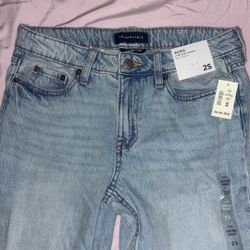 Aeropostale low rise baggy jeans
