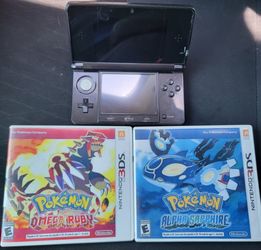 Nintendo 3DS + 2 games