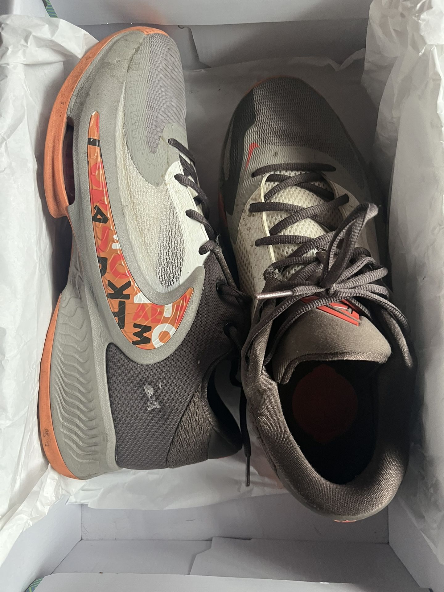 Nike