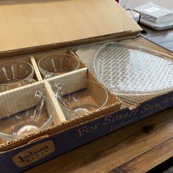 ✨ BEAUTIFUL 1960s INDIANA GLASS [DAISY & BUTTON] SNACK SET - NEW!!