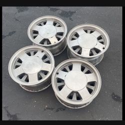 4 — Chevy Suburban 1988 16 Inch Rim Wheels 5x127 5x5 !!!