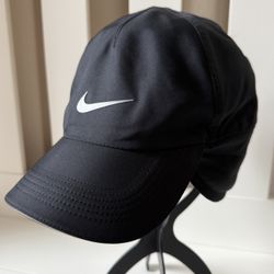 Nike unisex fleece lined ear flap cap never worn 🧢 