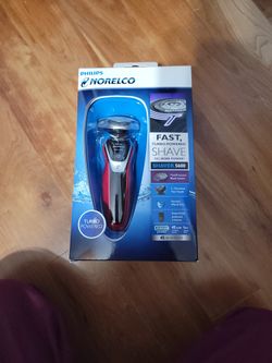 Electric Shavera Phillips Norelco