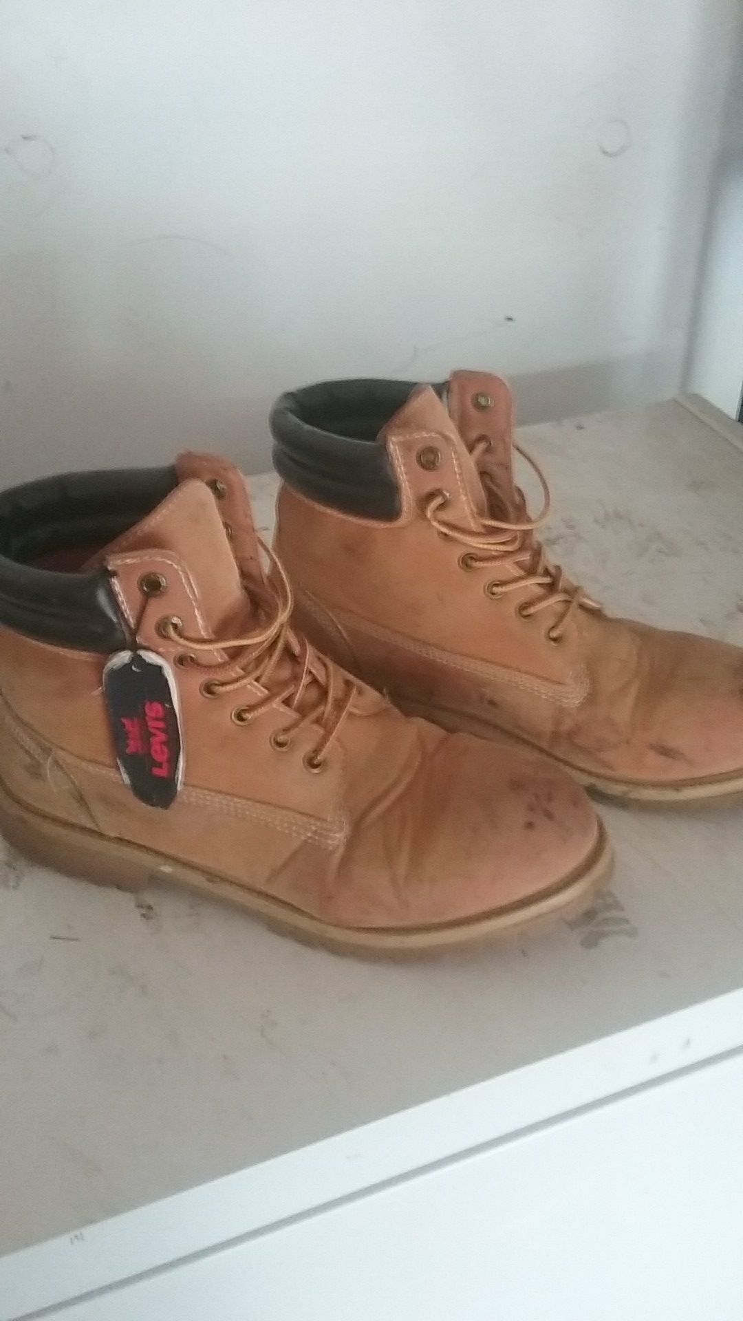 LEVIS WORK BOOTS