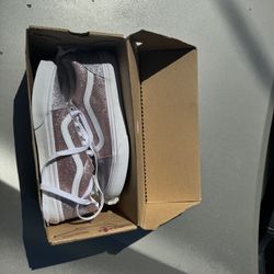 Size Six Women’s Old School Vans