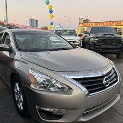 2015 Nissan Altima 2.5 S 2.5 S 4dr Sedan Price $7,950 Mileage 71,962
