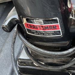Craftsman duel action Sander With Dust Pick Up