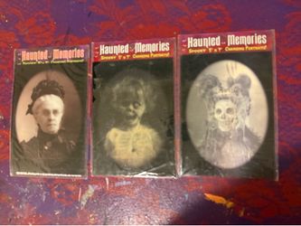 3 lenticular photos