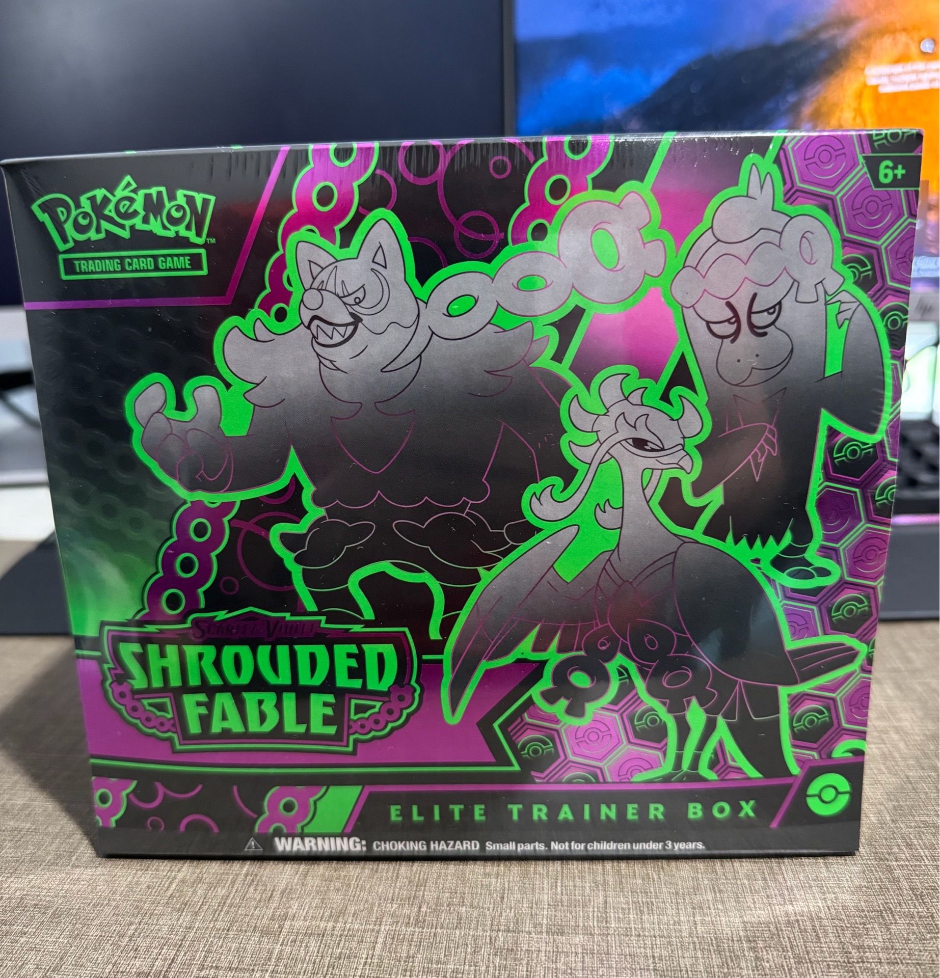 Pokemon Shrouded Fable ETB