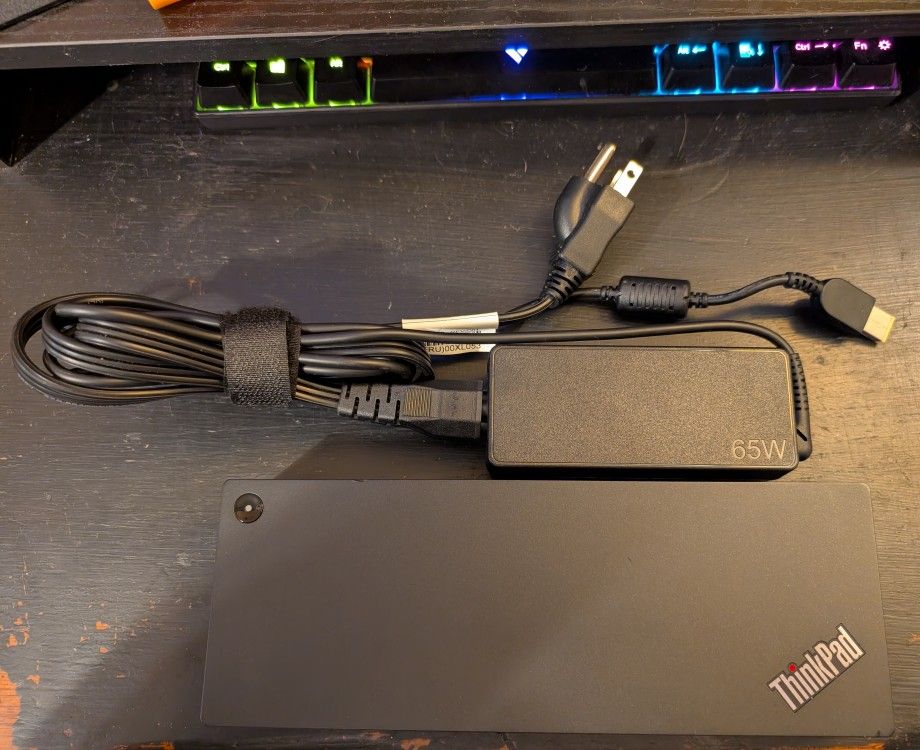 Lenovo ThinkPad Universal Thunderbolt 4 Dock, OPEN BOX, Not Used, Works!
