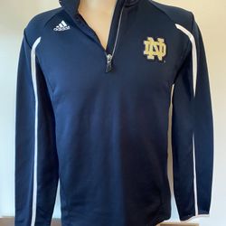Men’s Medium , Notre Dame Adidas Pullover Shirt
