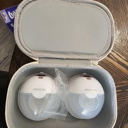Momcozy M5 Hands-free Breast Pumps