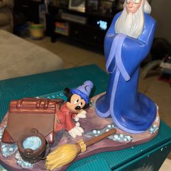 Mickey & Yen Sid Figurine 