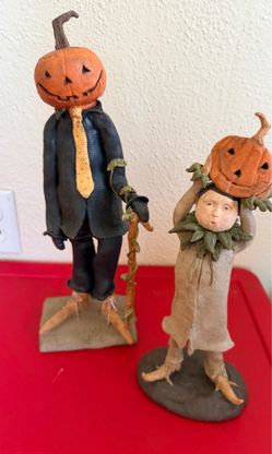 Rogan House folk art Halloween