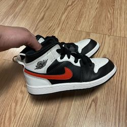 Kid Size 13c-Jordan 1 Mid White Black Chile Red (PS)