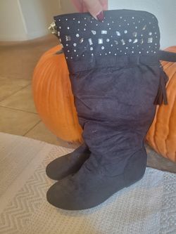 Womens Boots Size 8