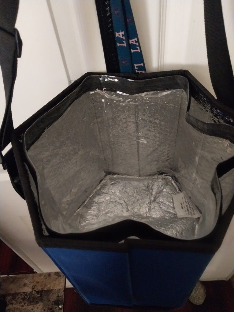 LA Portable Carry Beverage And Beer Cooler