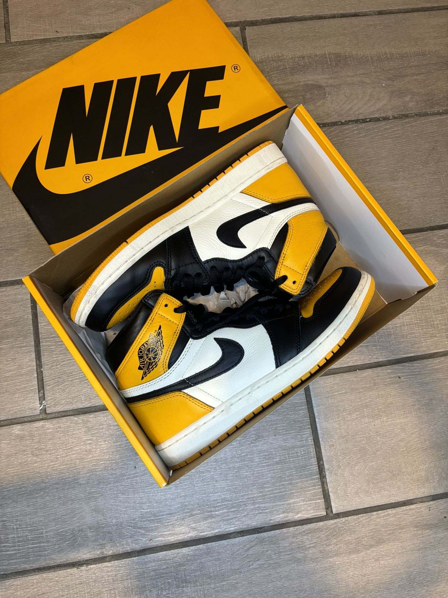 Jordan 1 High taxi