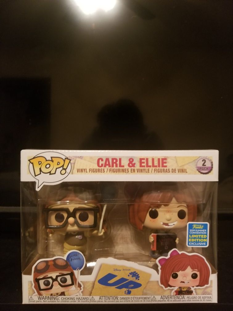 Carl and ELLIE funko pop