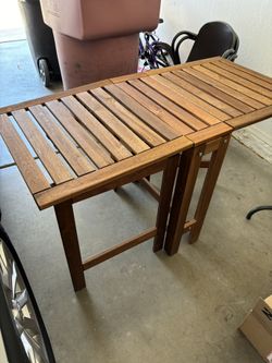 Foldable Wooden Table