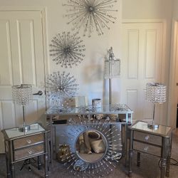 Silver And mirrored Desk, Nightstands, Decor. Crystal. 