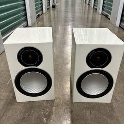 Speakers By Monitor Audio 