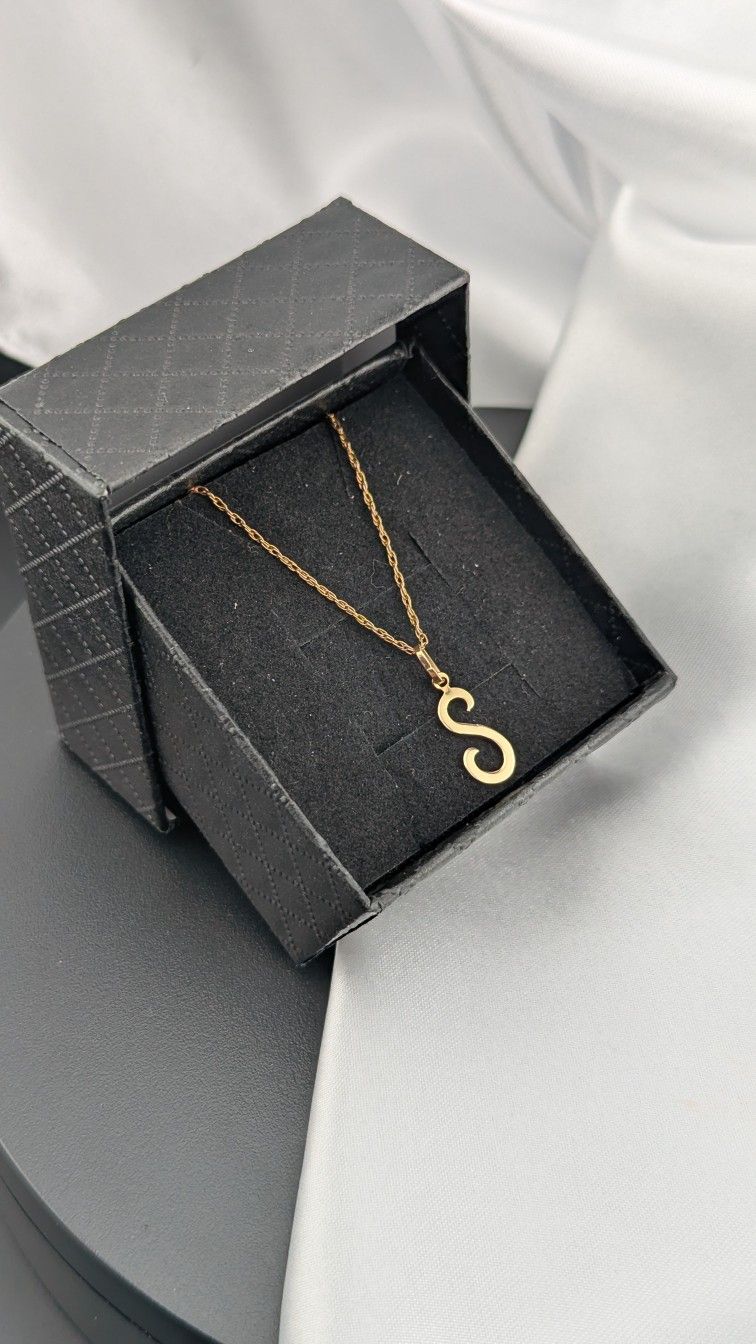 N5ππͺβ¨14K Yellow Gold Initial letter S pendant Necklace π β¨