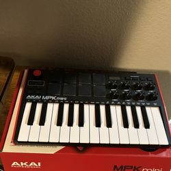 Akai MPK Mini MK 3 Keyboard