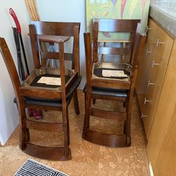 Crown Mark Wood Chairs And Table