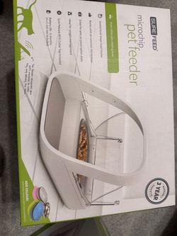 Sure Feed Microchip Feeder