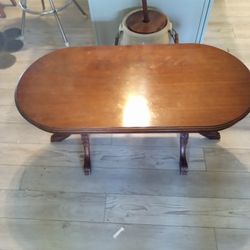 Victorian Coffee Table With Claude Feet 36 In X 18 In